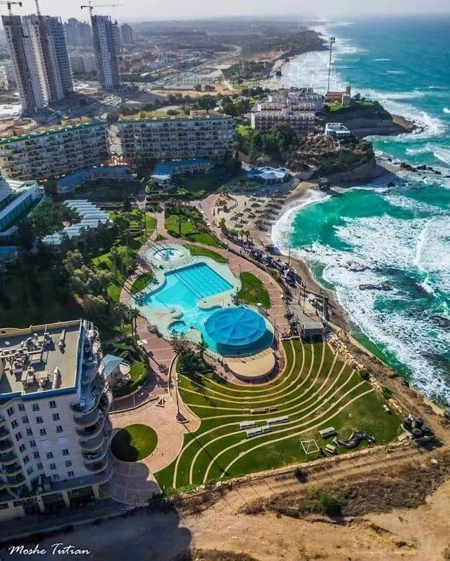 תמונה של חדרה