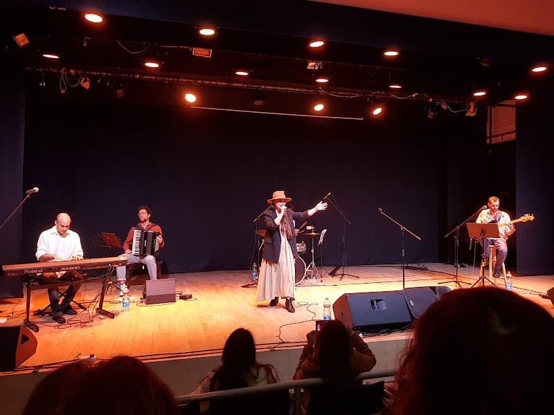 מרכז מונארט לאמנויות אשדוד