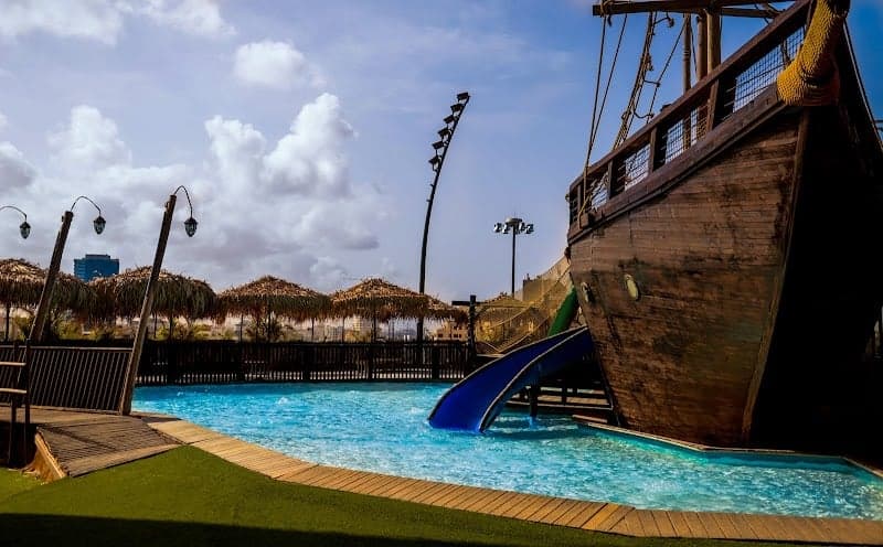 איי פארק גג עזריאלי