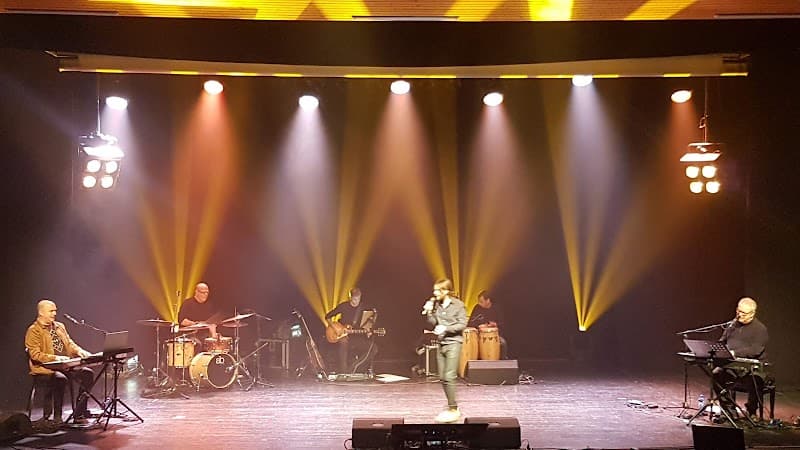 אולם מופעים מטה אשר, כברי