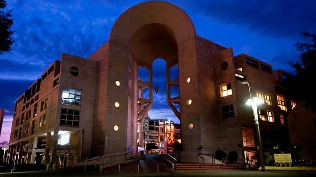 תיאטרון הקאמרי תל אביב